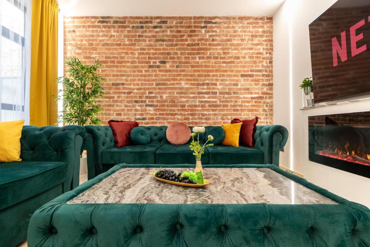 Luxury Living: Smart 2Br Apartment At Unirii Square Bukurešť Exteriér fotografie