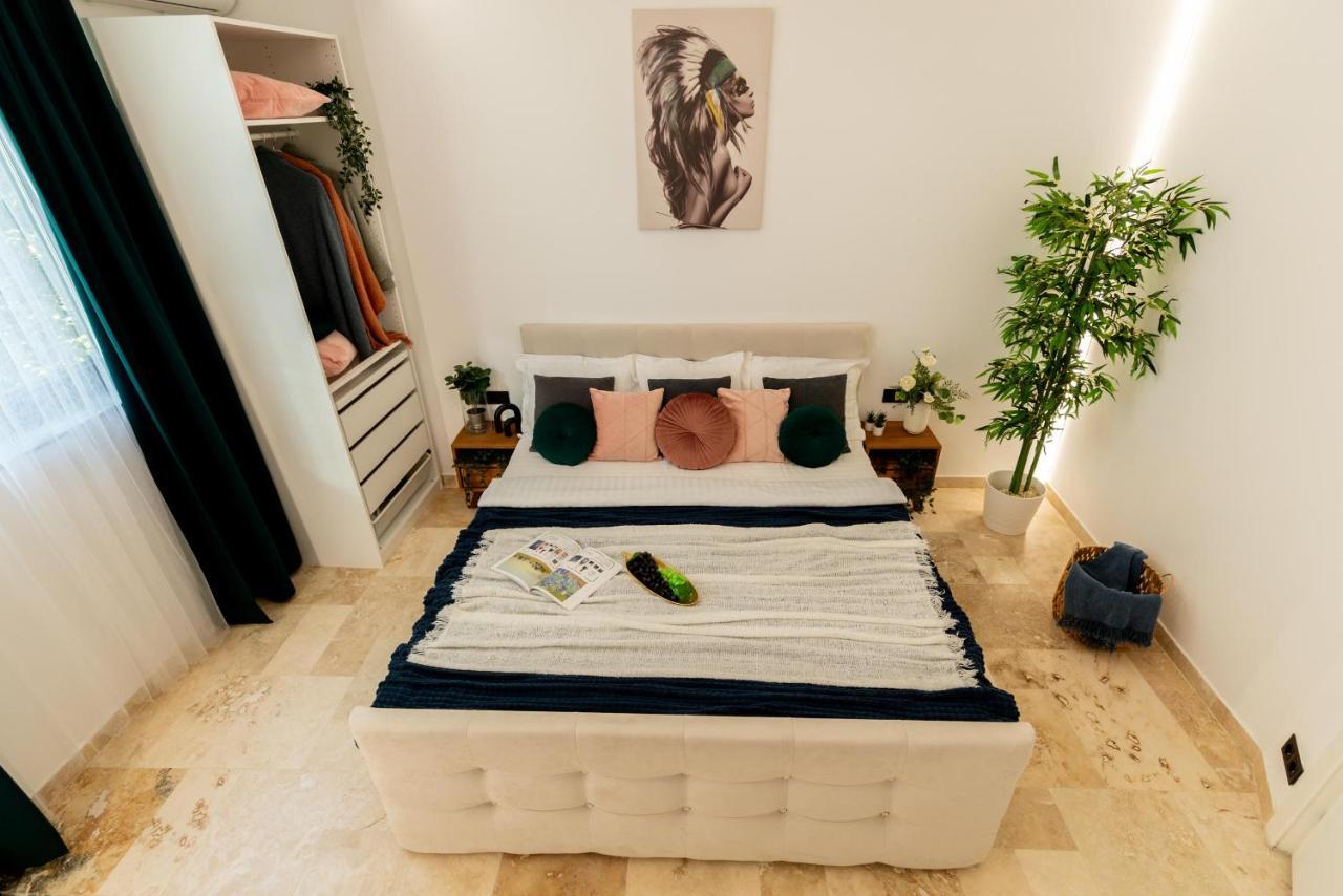 Luxury Living: Smart 2Br Apartment At Unirii Square Bukurešť Exteriér fotografie