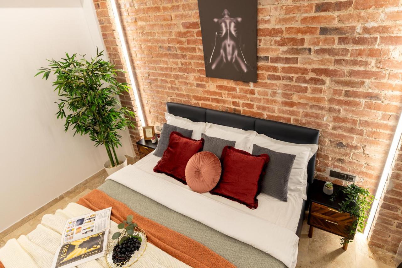 Luxury Living: Smart 2Br Apartment At Unirii Square Bukurešť Exteriér fotografie
