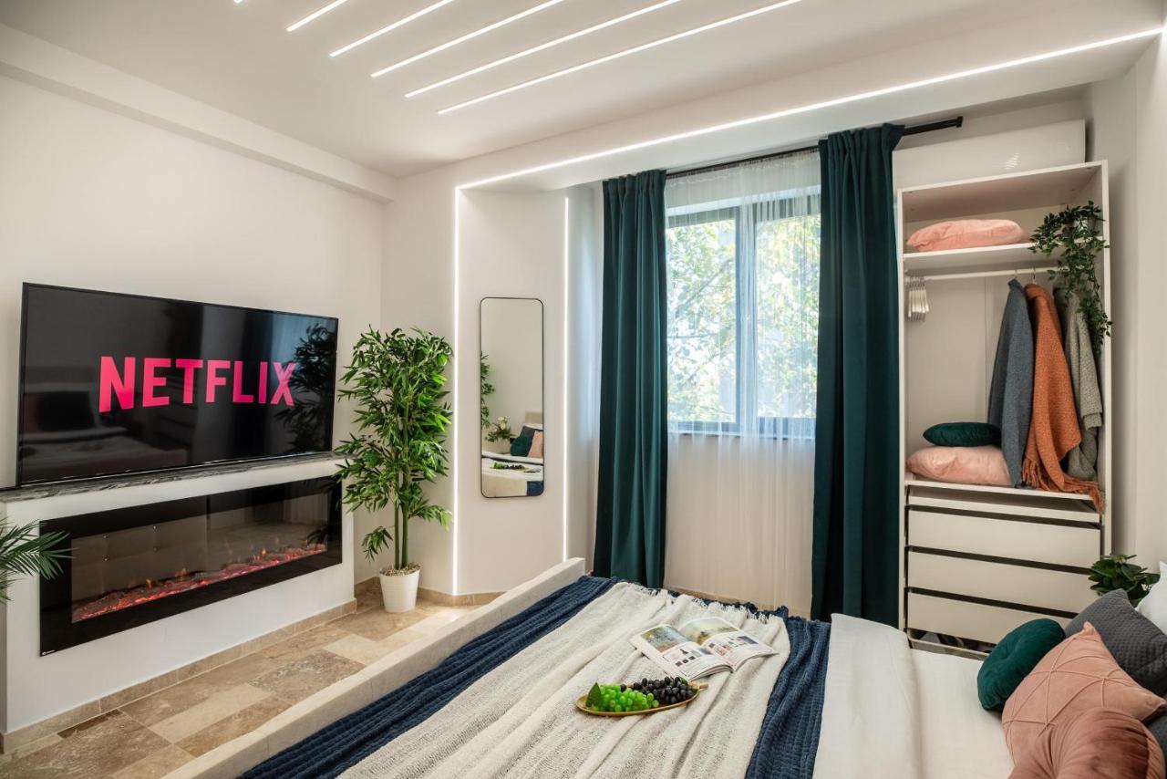 Luxury Living: Smart 2Br Apartment At Unirii Square Bukurešť Exteriér fotografie