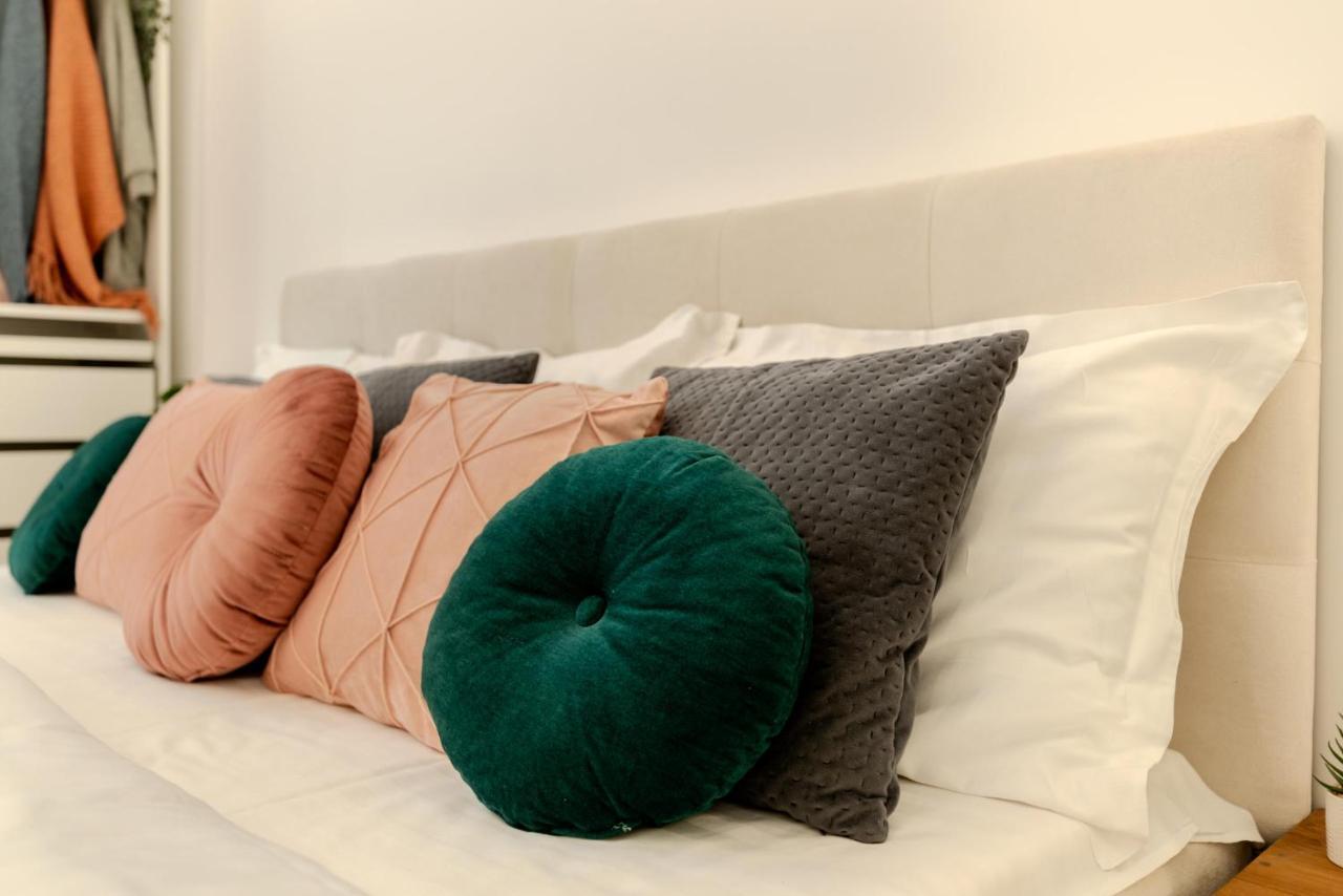 Luxury Living: Smart 2Br Apartment At Unirii Square Bukurešť Exteriér fotografie